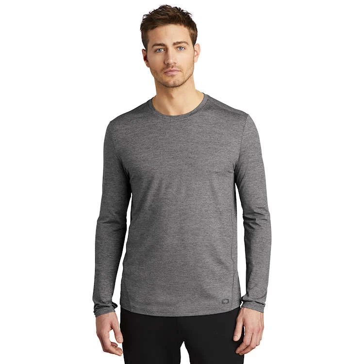 OGIO® ENDURANCE Long Sleeve Force Tee 1 OGIO® ENDURANCE Long Sleeve Force Tee